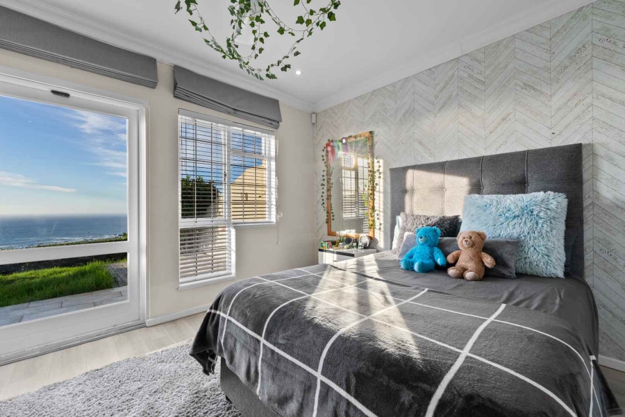 To Let 3 Bedroom Property for Rent in Camps Bay Western Cape
